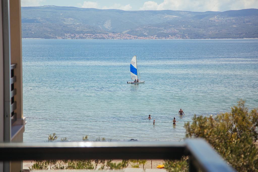 Apartments Sea View Омиш Экстерьер фото